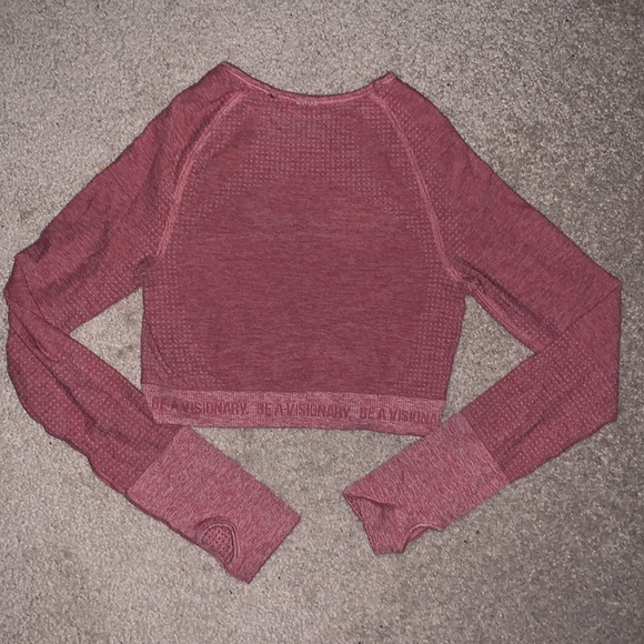 Women’s Gymshark S top. Vital collection. Long sleeve crop top. - Picture 2 of 2